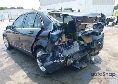 2010 Mercedes-Benz C 300 Luxury/Sport z USA, uszkodzony, nr VIN WDDGF5EB4AR108712